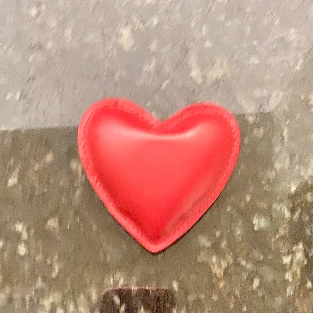 Leather Heart-shaped paperweight
